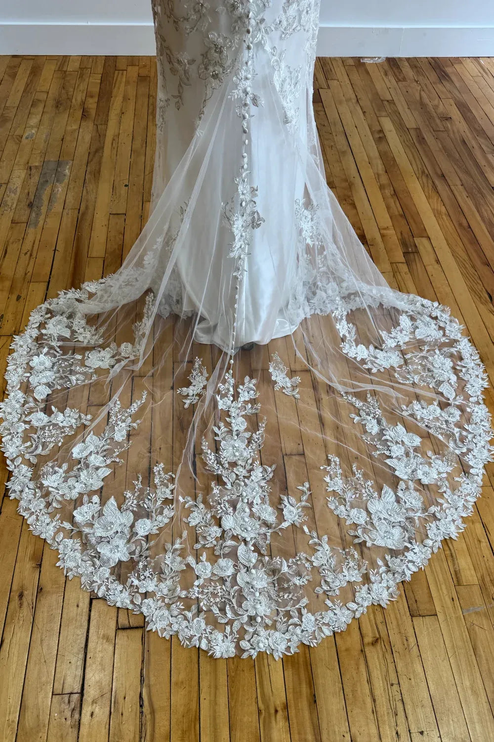 Allure Bridals C624 5