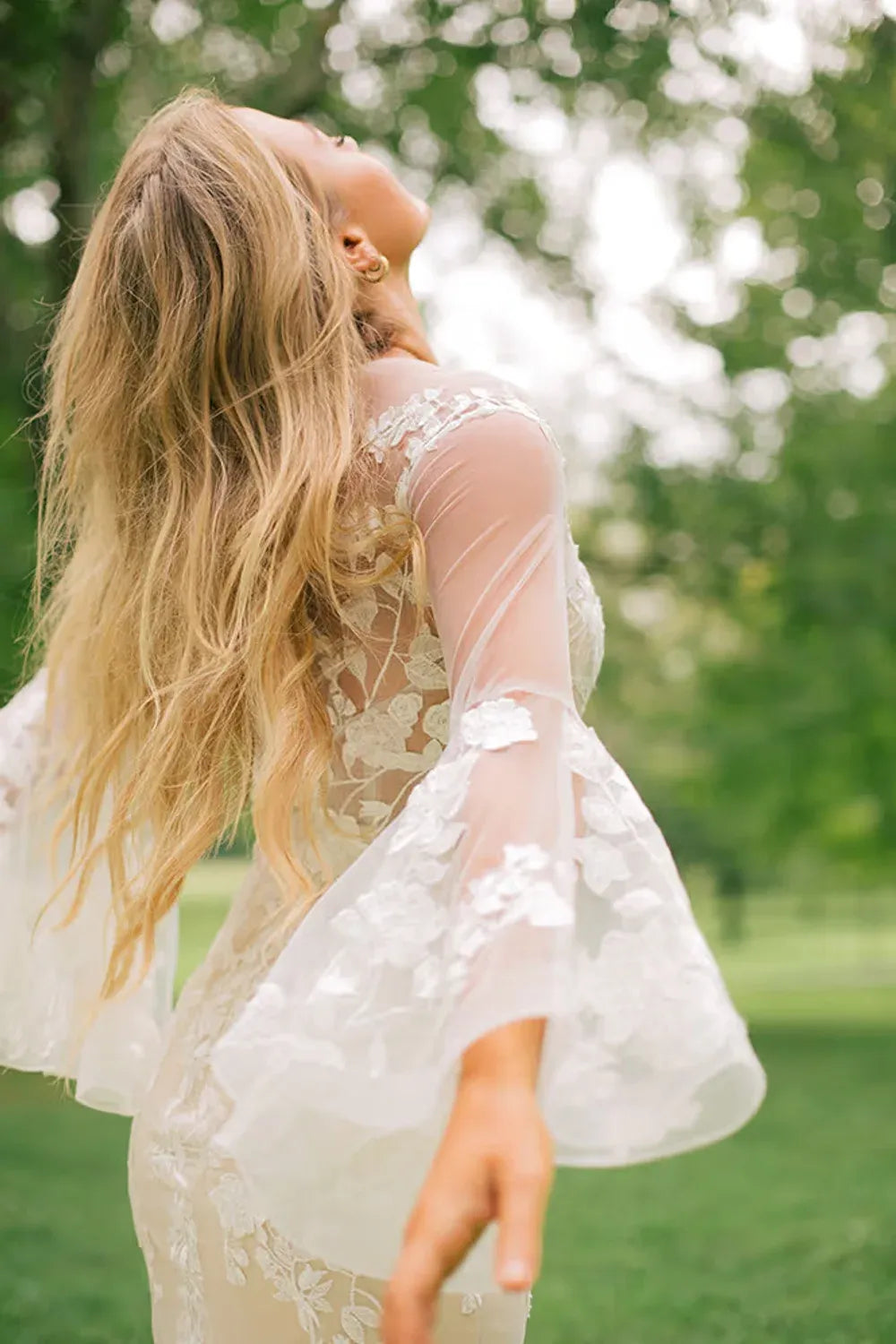 Olia Zavozina Evins Rose 1