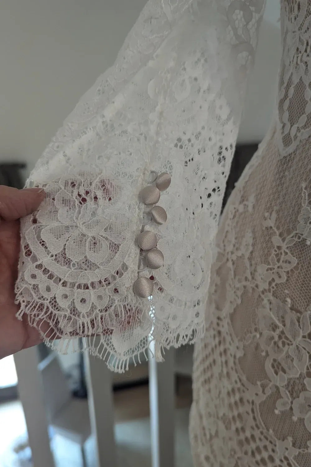 Allure Romance 9551 8