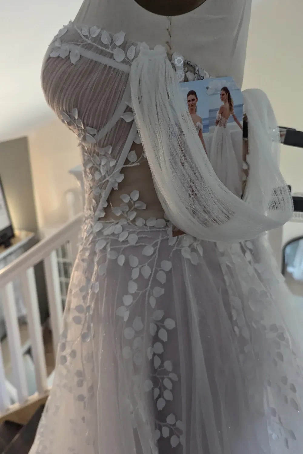 Enzoani Claire  9