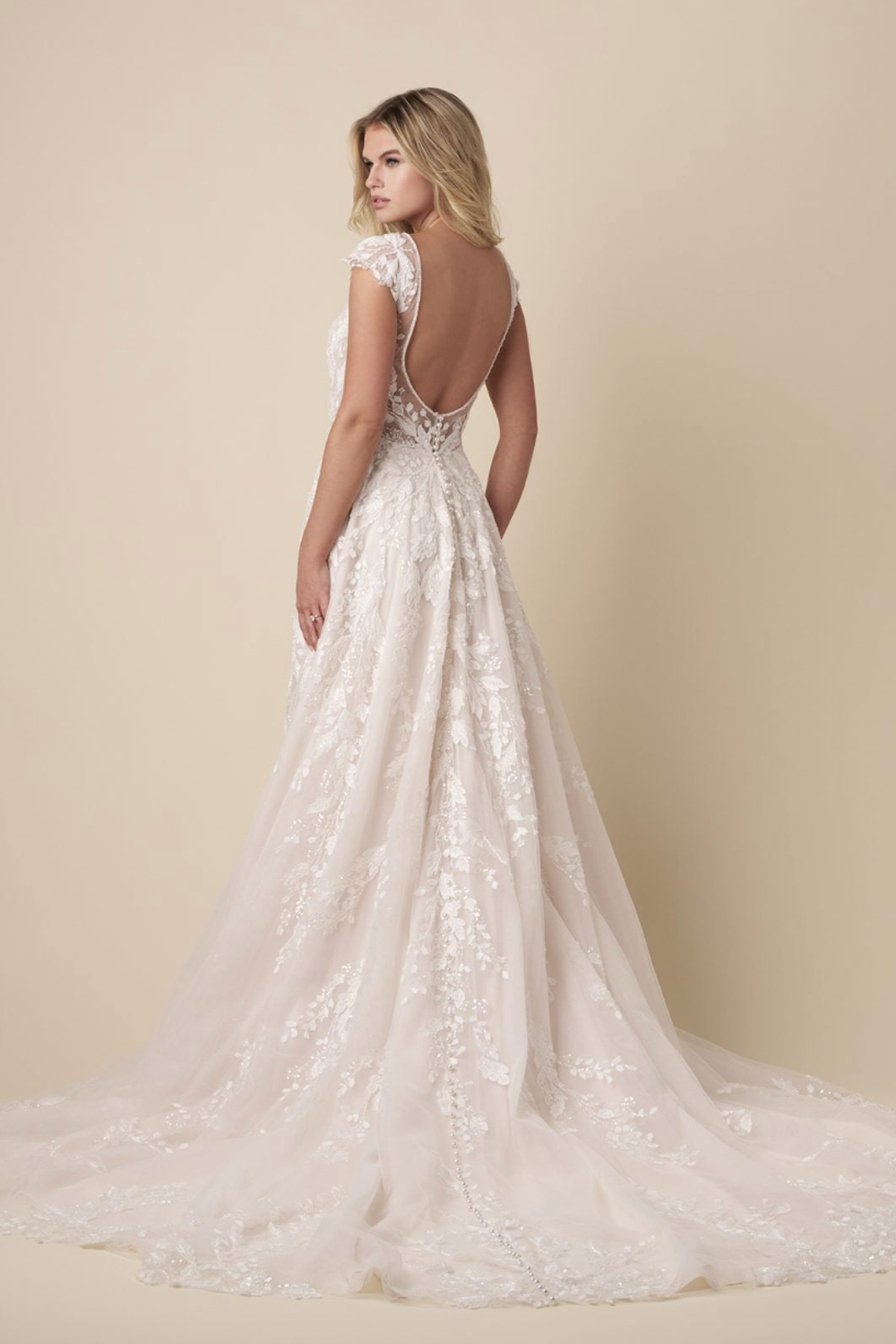 Allure Bridals LK104 1