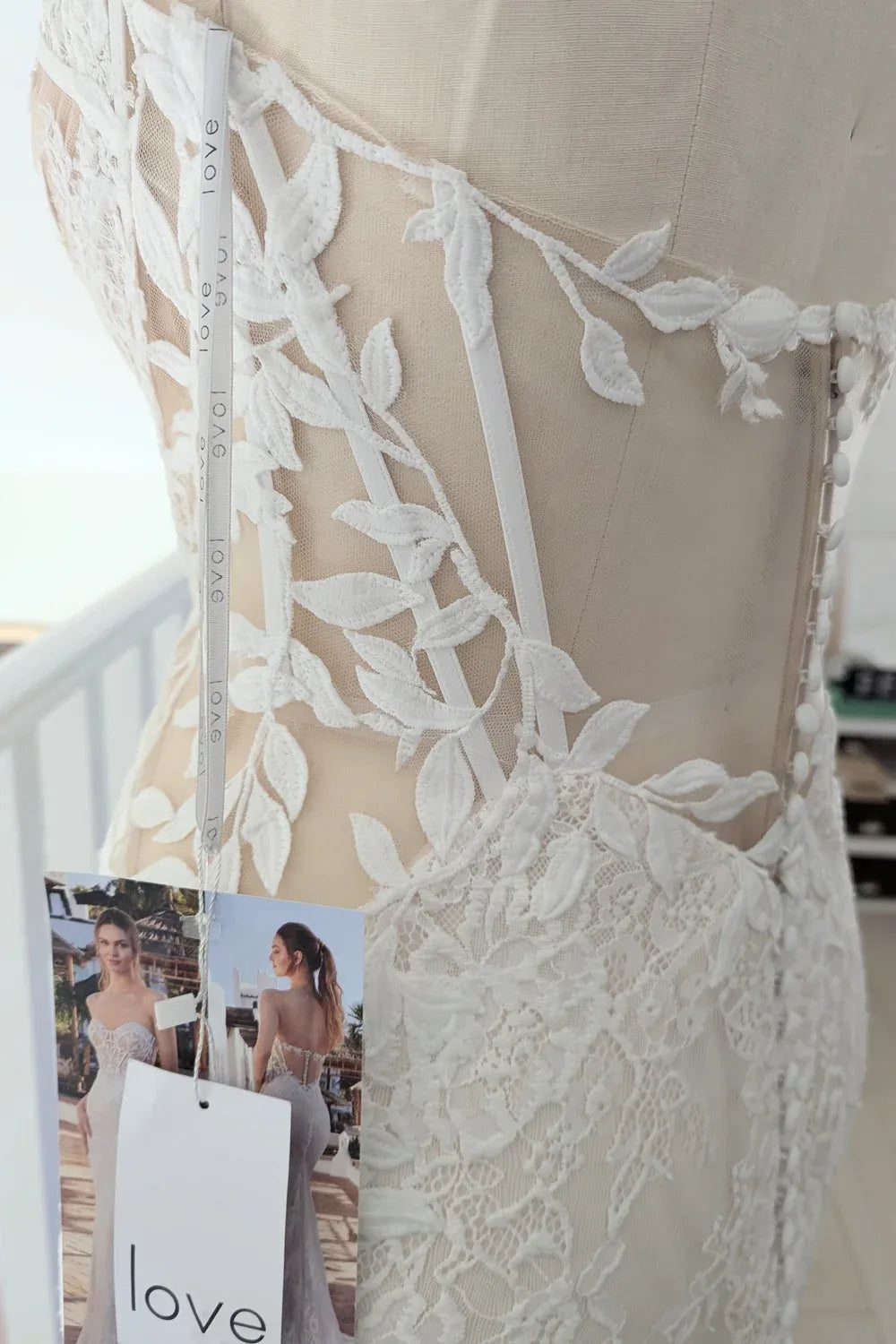 Enzoani Cadence 7