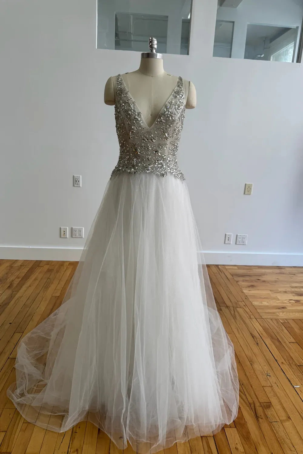 Lazaro Ashlyn 0