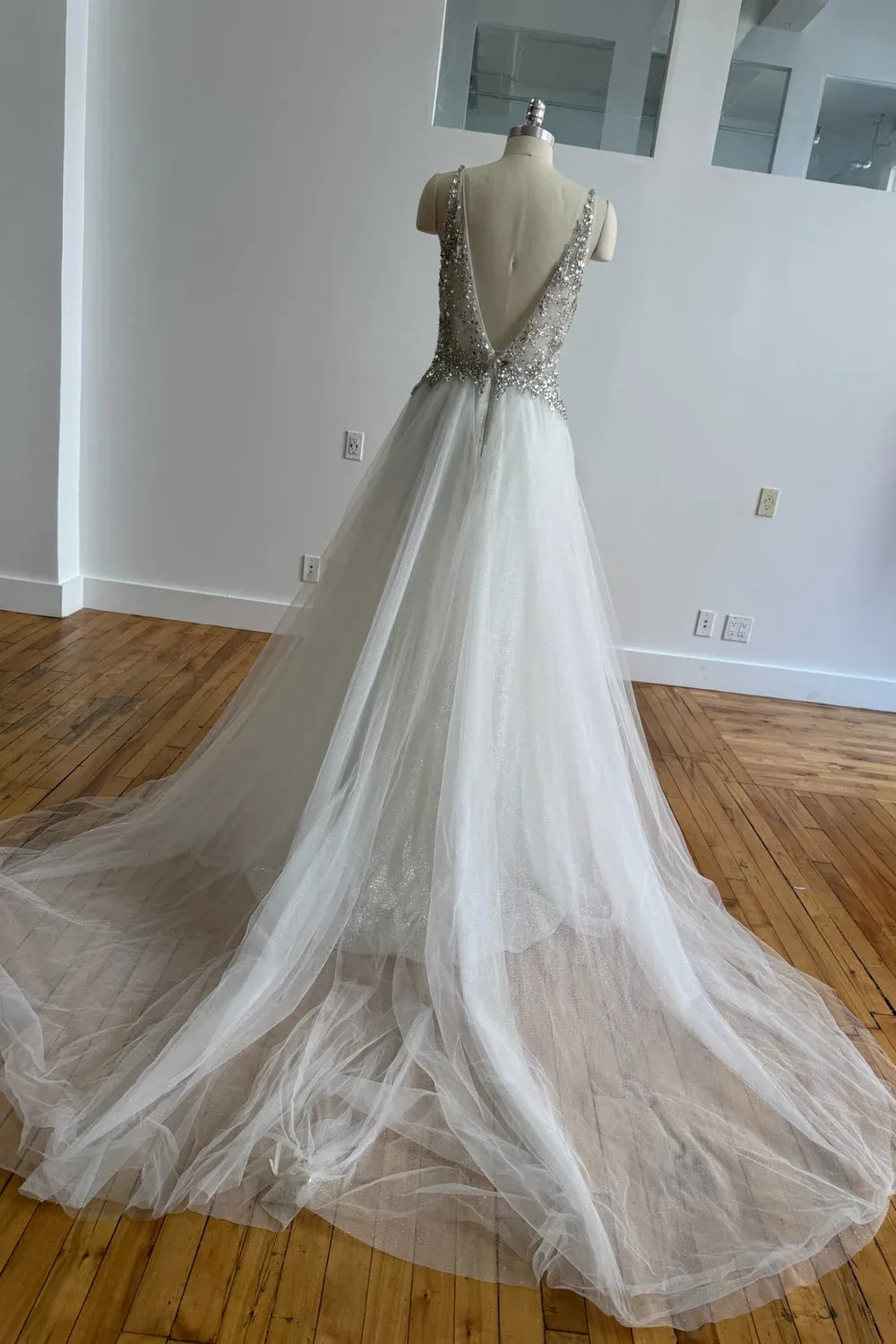 Lazaro Ashlyn 1