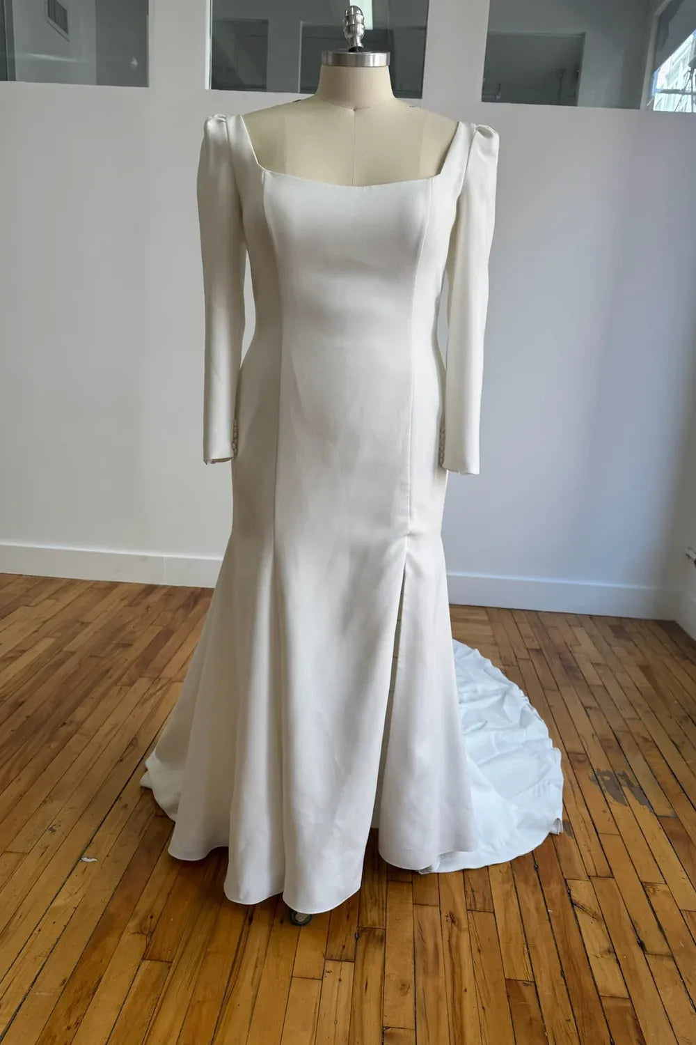 Paloma Blanca 5003XS 0