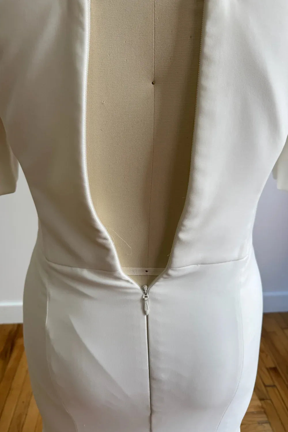Paloma Blanca 4910XS 3