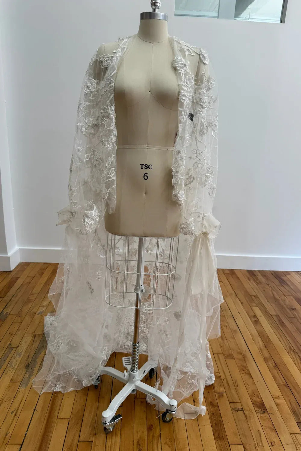 Marchesa Nina Cape 0