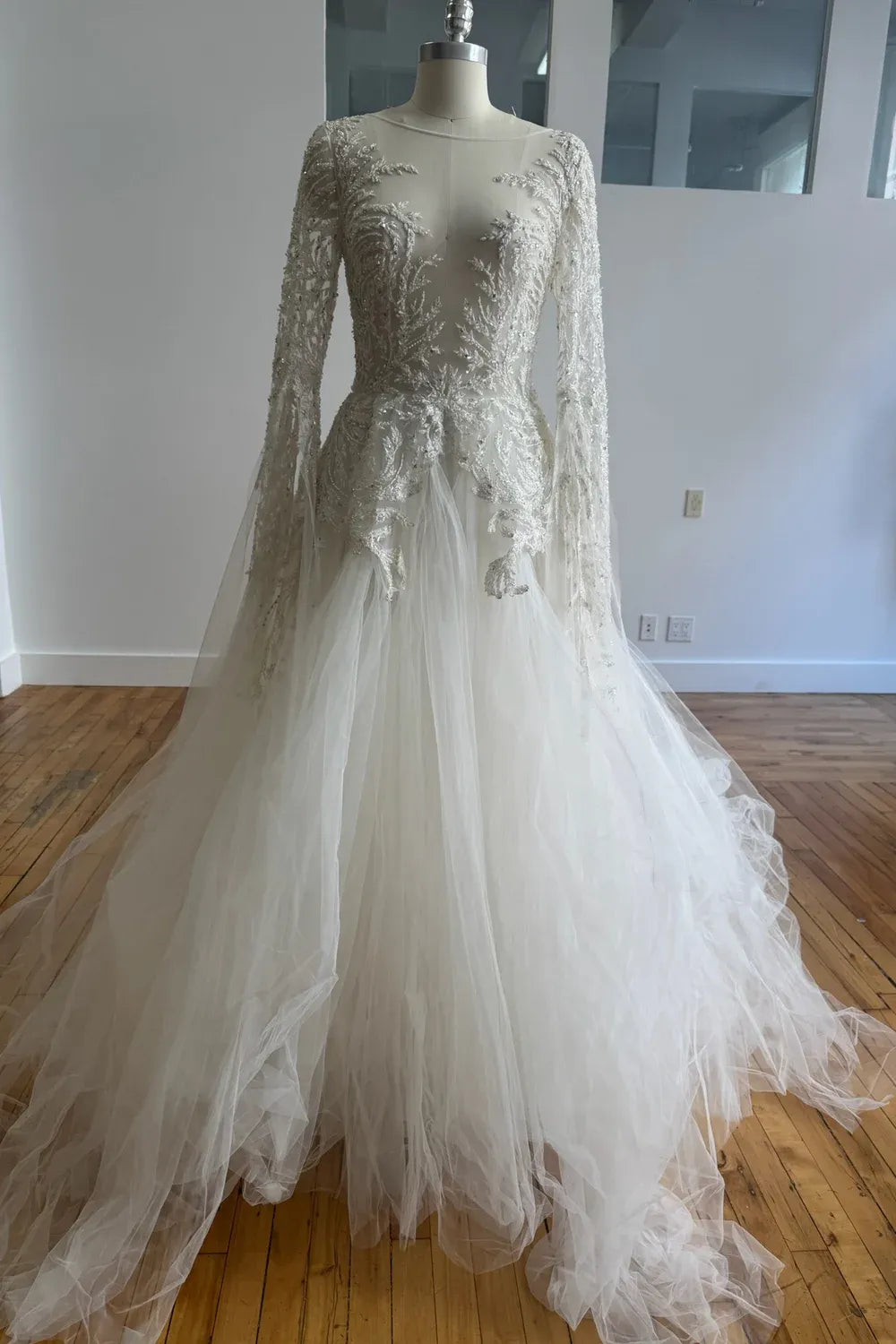 Zuhair Murad Nia  0