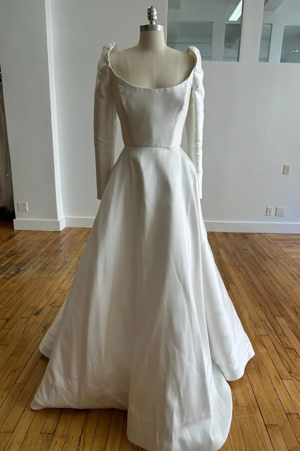Reem Acra Lady Liberty 0