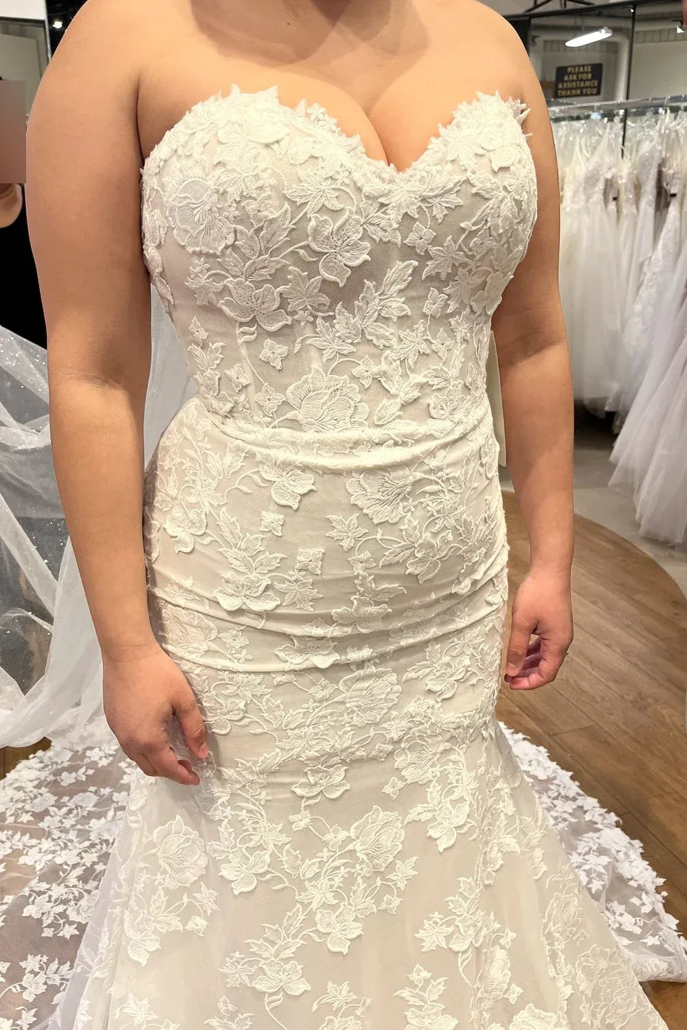 La femme B1253 3