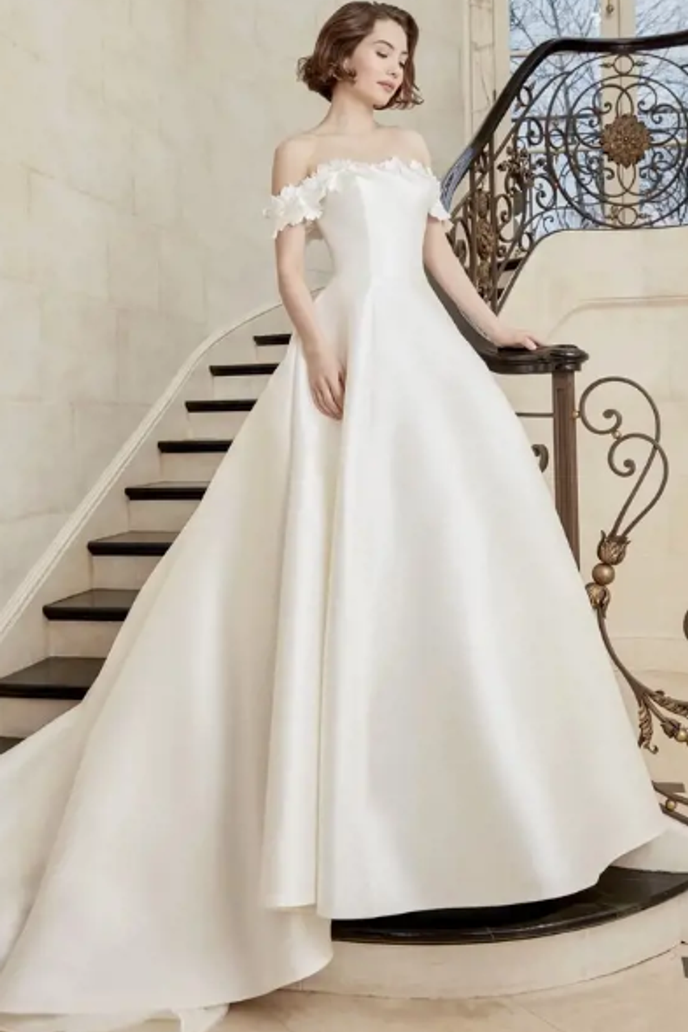 Sareh Nouri Kelly Michelle  7