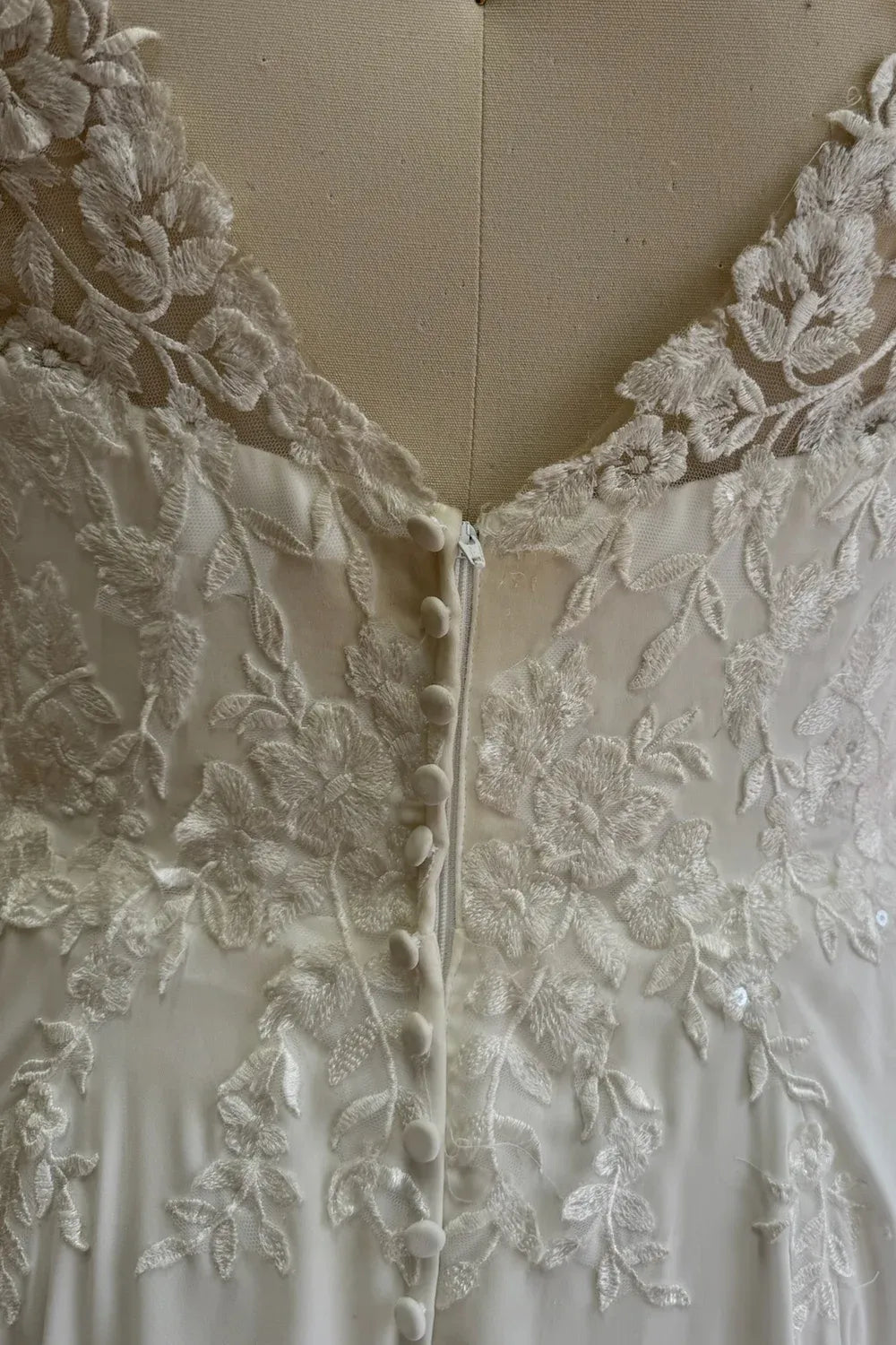 Stella York 6843XS 4