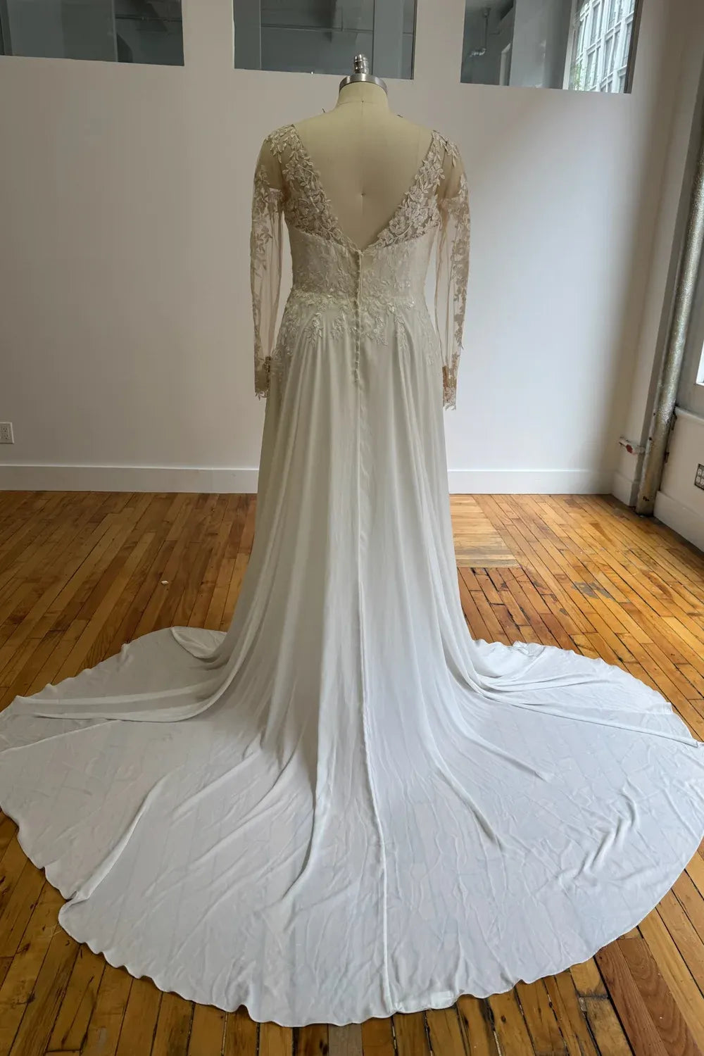 Stella York 6843XS 2