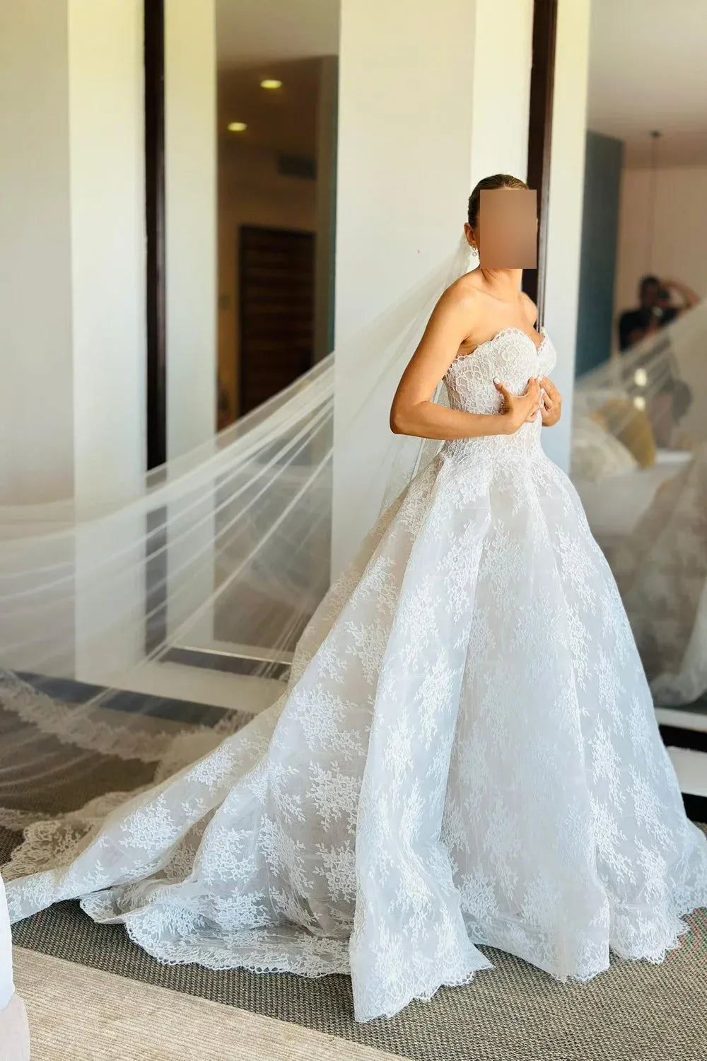 Monique Lhuillier Alexandra  3