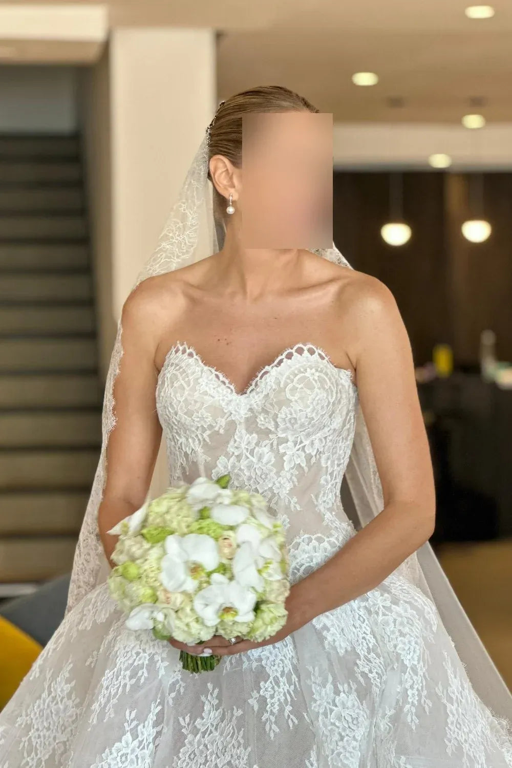 Monique Lhuillier Alexandra  1