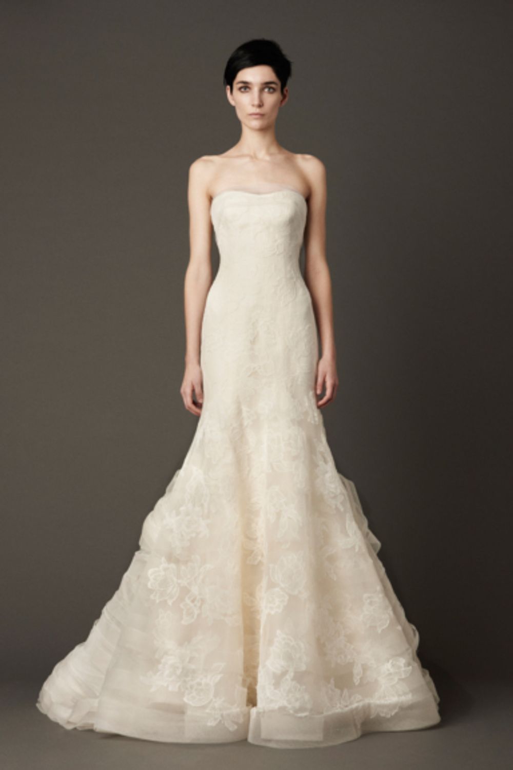 Vera Wang Leda LX with Veil 6