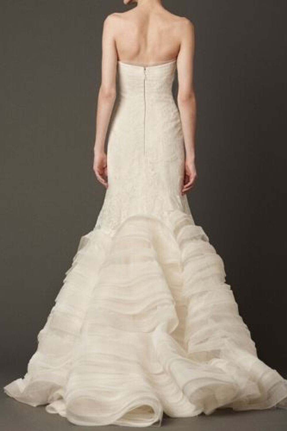 Vera Wang Leda LX with Veil 5
