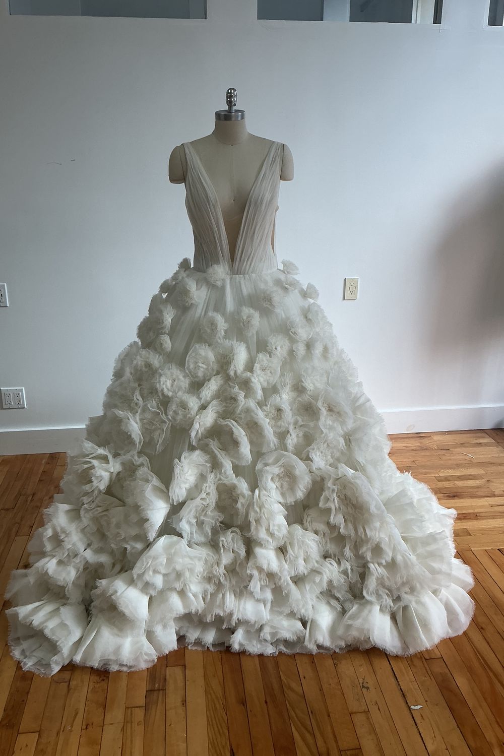 Nicole and Felicia NF077LUXE 1
