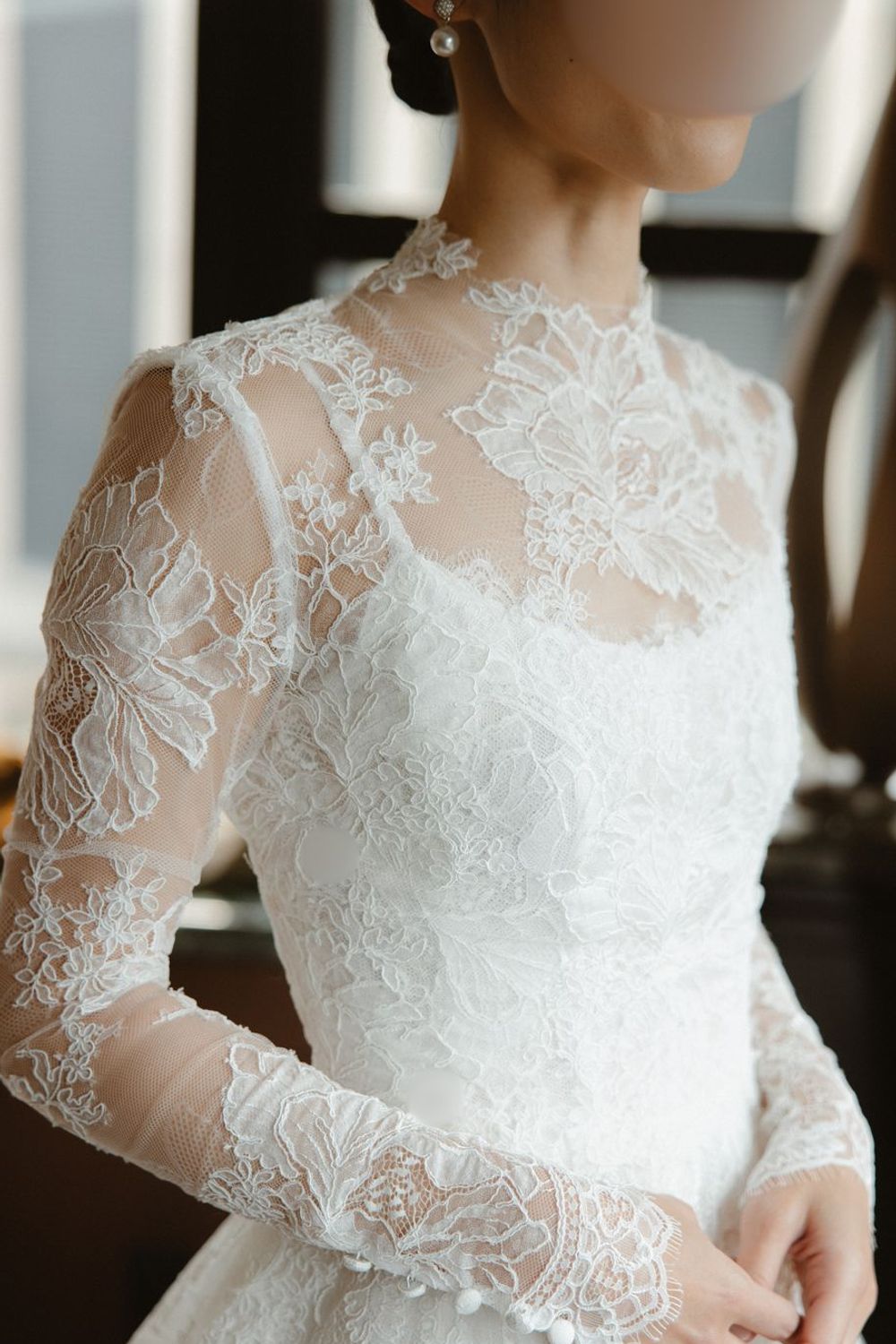 Monique Lhuillier Magnificent  6