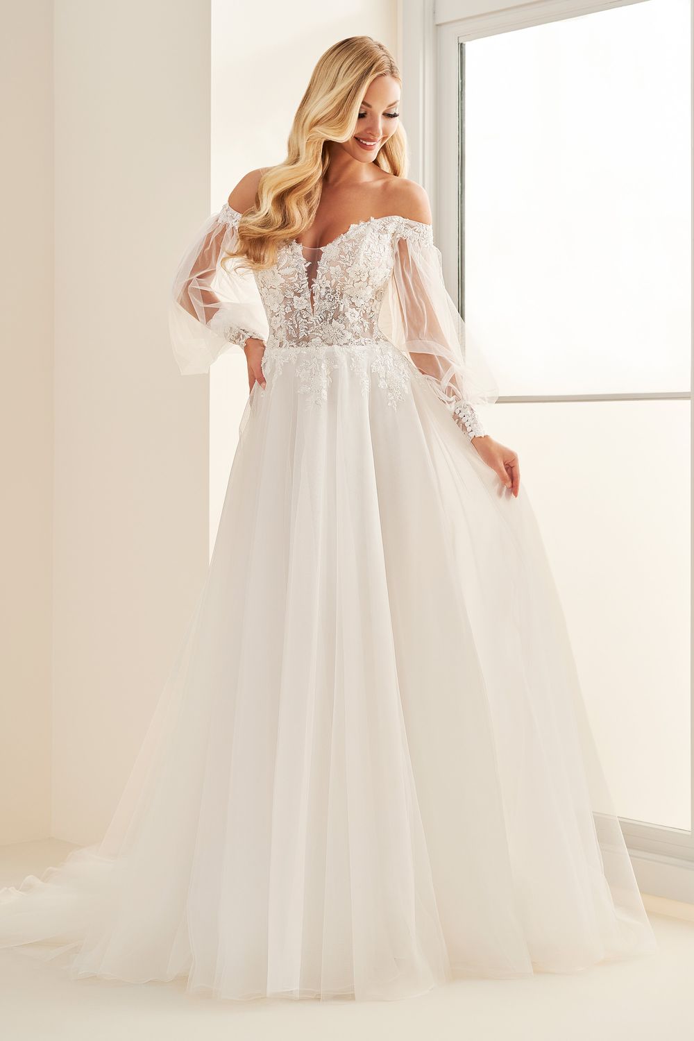 Enchanting By Moncheri E512 0