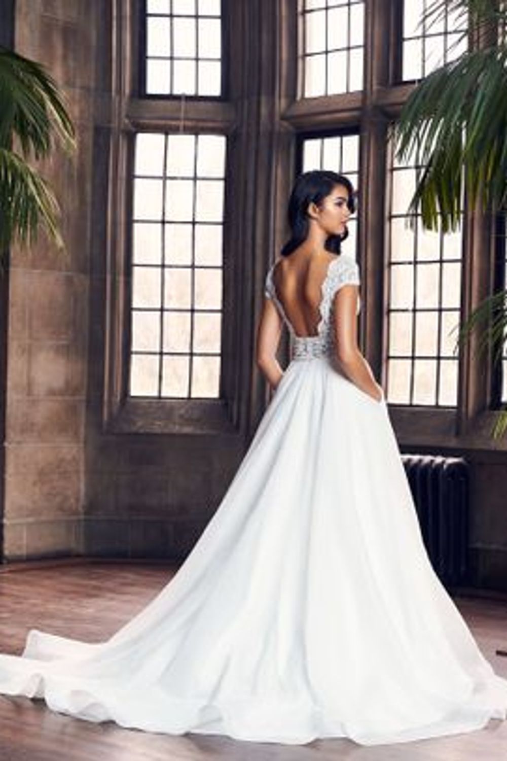 Paloma Blanca 4904 1