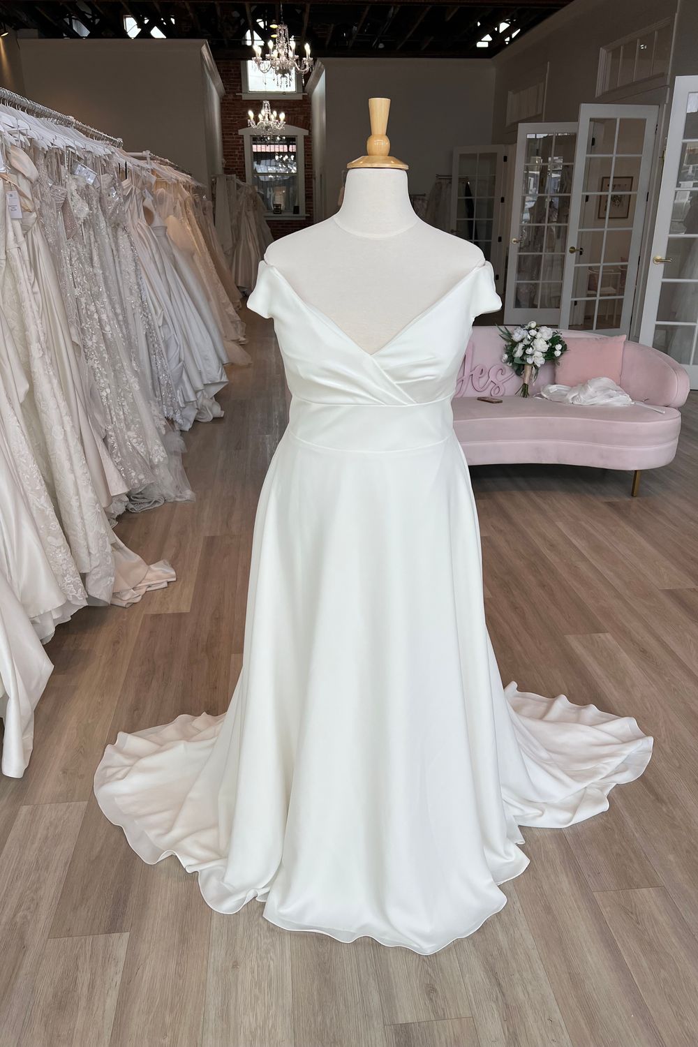 Paloma Blanca PB5052 0