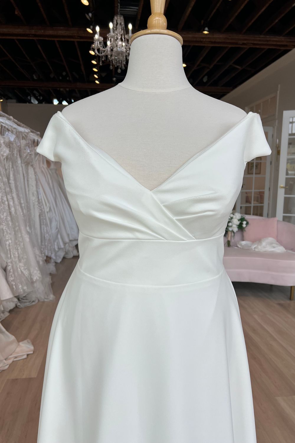 Paloma Blanca PB5052 1