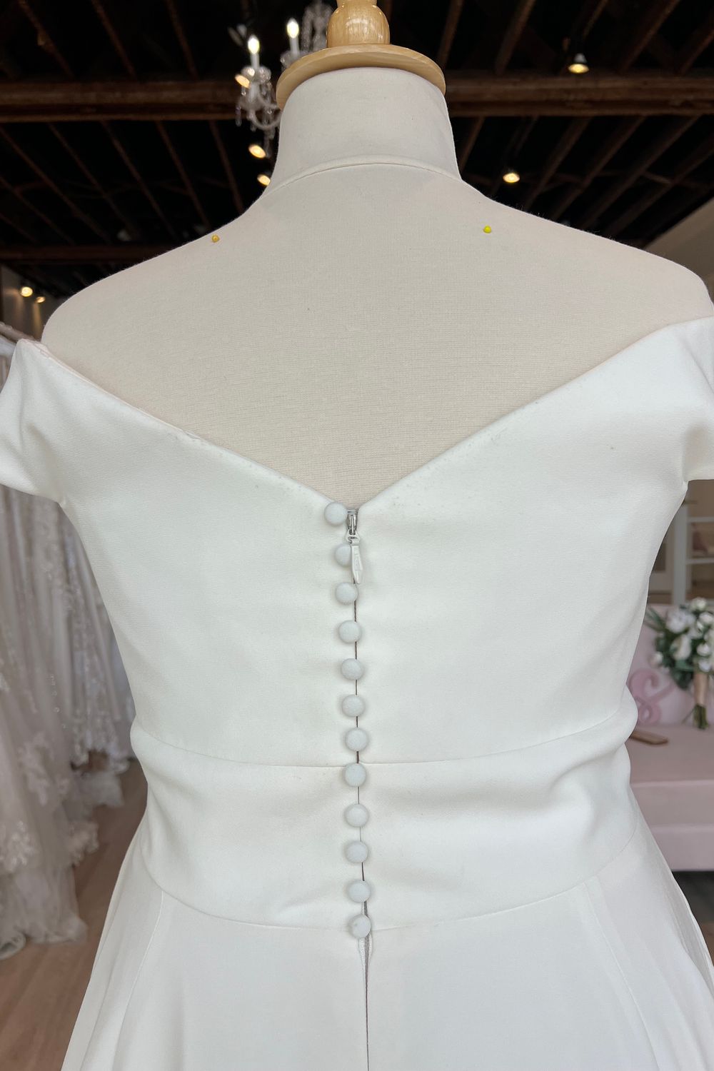 Paloma Blanca PB5052 4