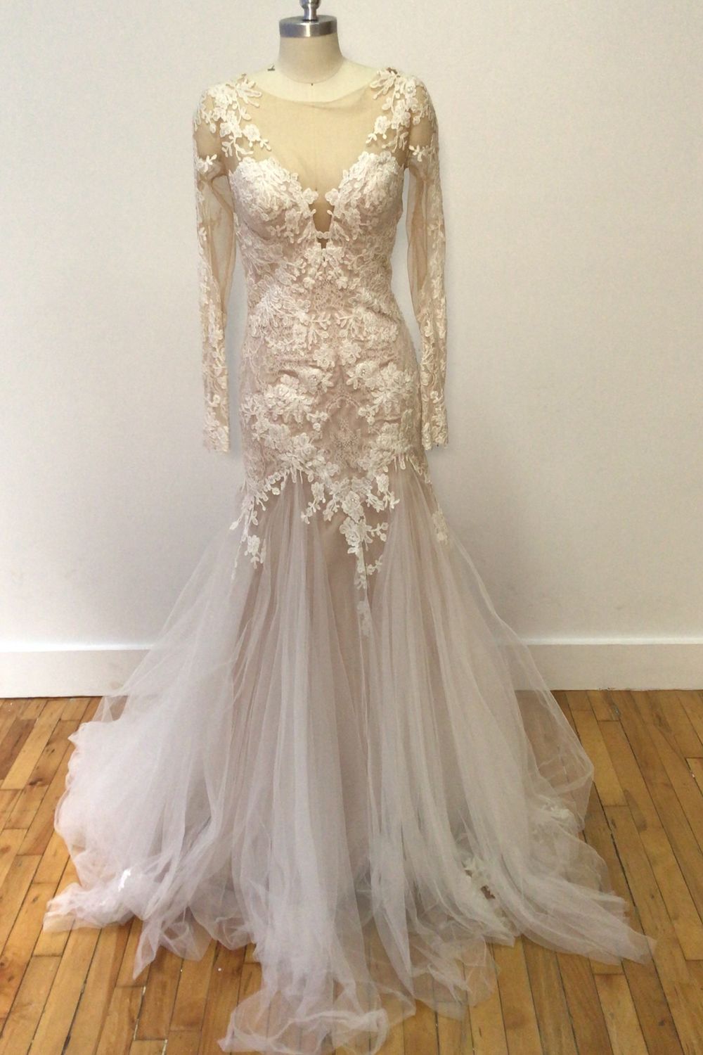 P BY PNINA TORNAI 2122 1