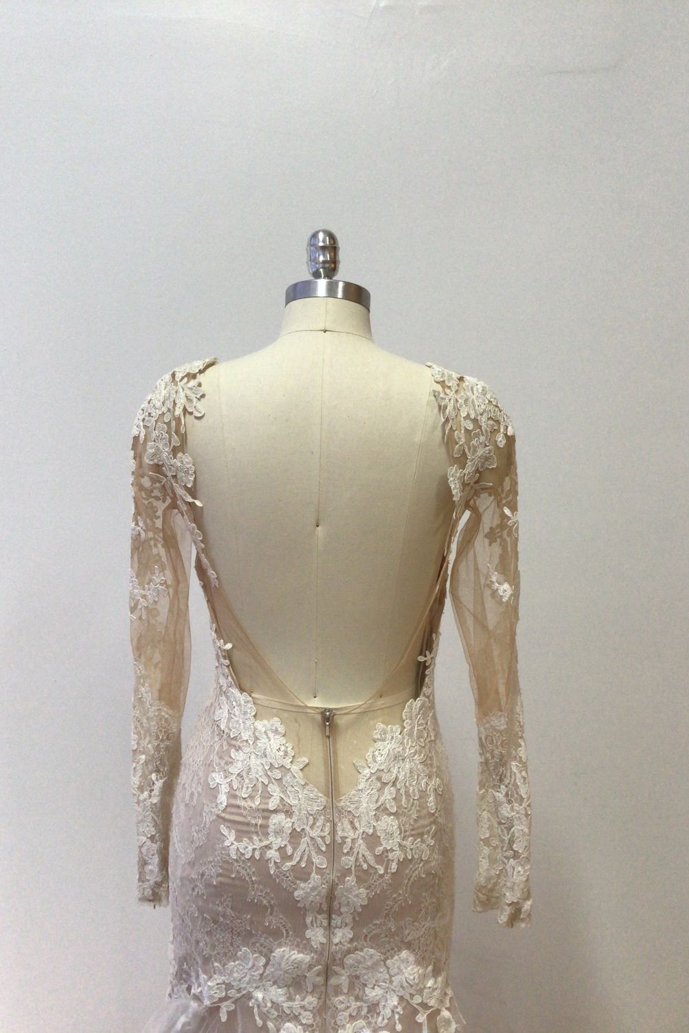 P BY PNINA TORNAI 2122 5