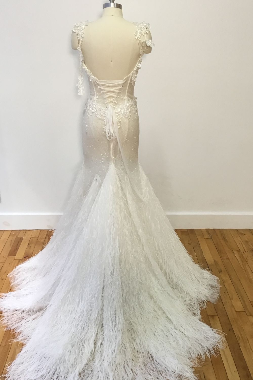 Pnina Tornai 4951WFEATHER 3