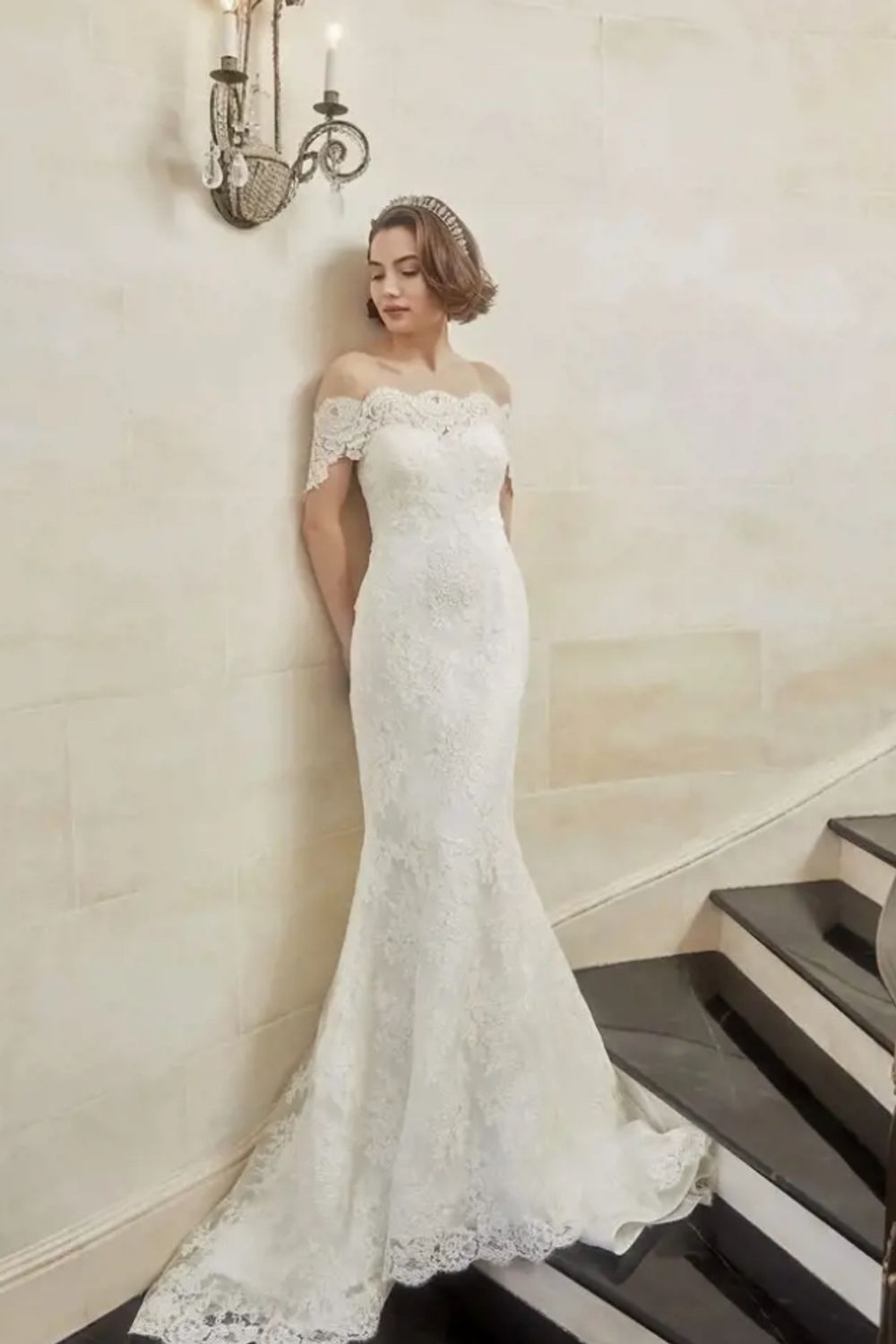 Sareh Nouri Sarah Grace  0