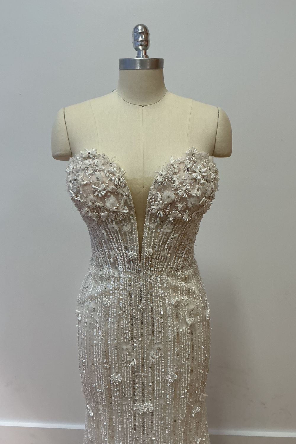 Nicole and Felicia Valerie-Gown  2
