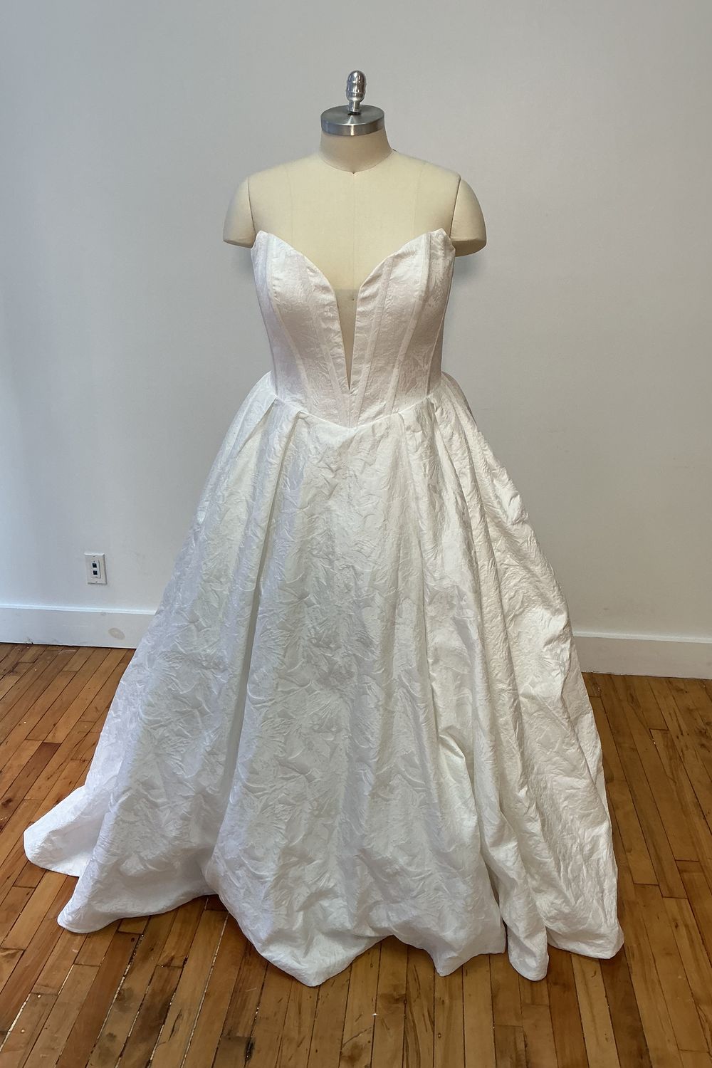 Maggie Sottero DerrickMarieXS-A02 2
