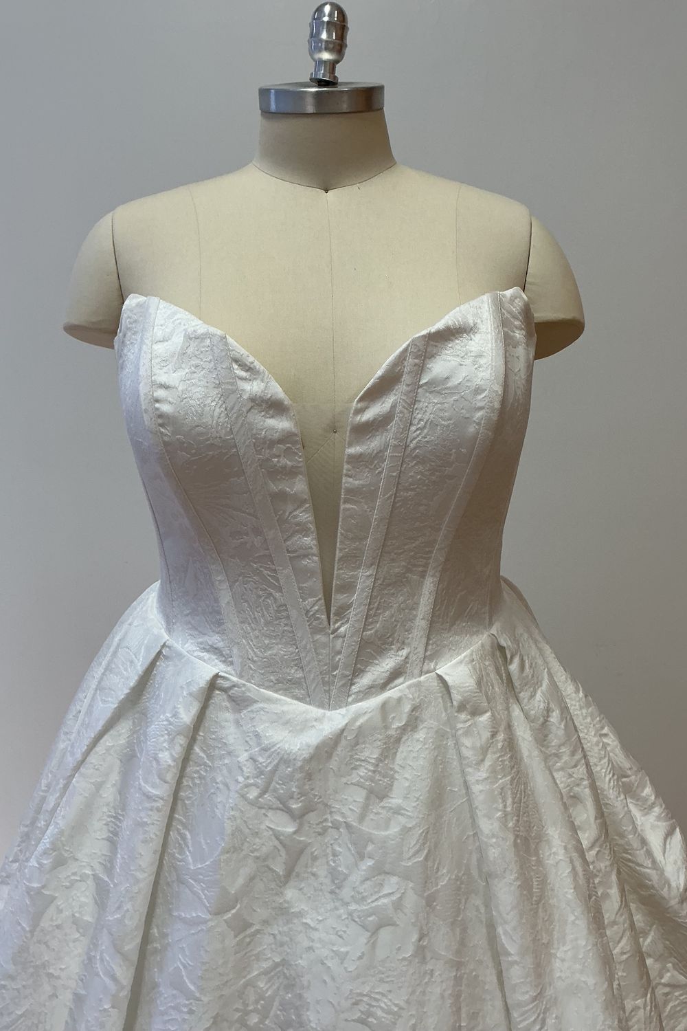 Maggie Sottero DerrickMarieXS-A02 4