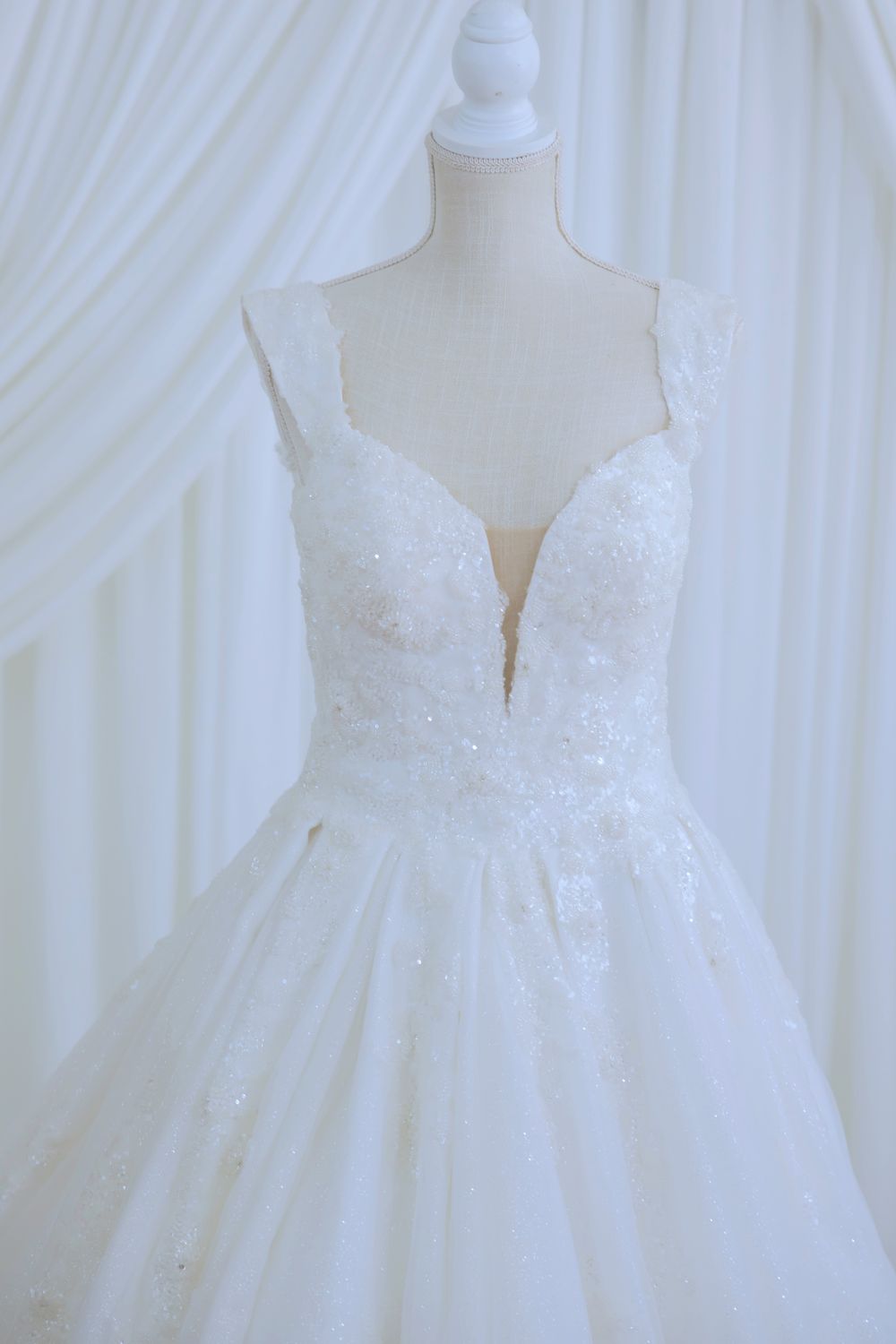 Essense of Australia Sparkling Off-Shoulder Ballgown 0