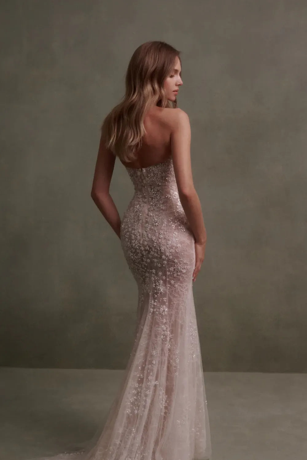 Nicole and Felicia NF080 1