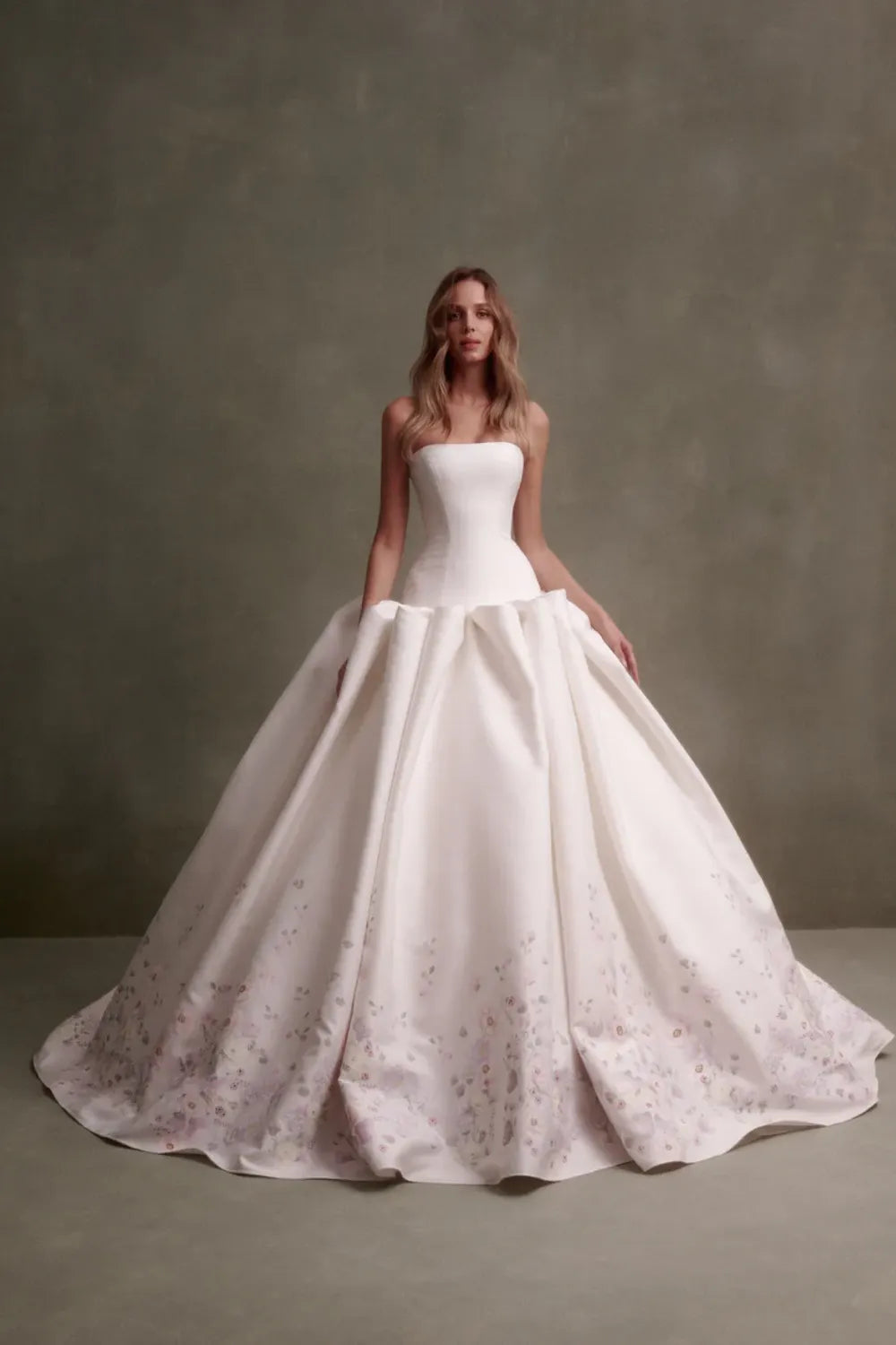 Nicole and Felicia NF099 LUXE 0