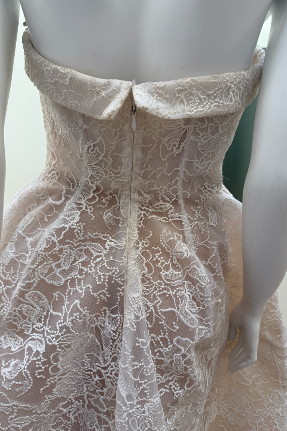 Liz Martinez Greta 6