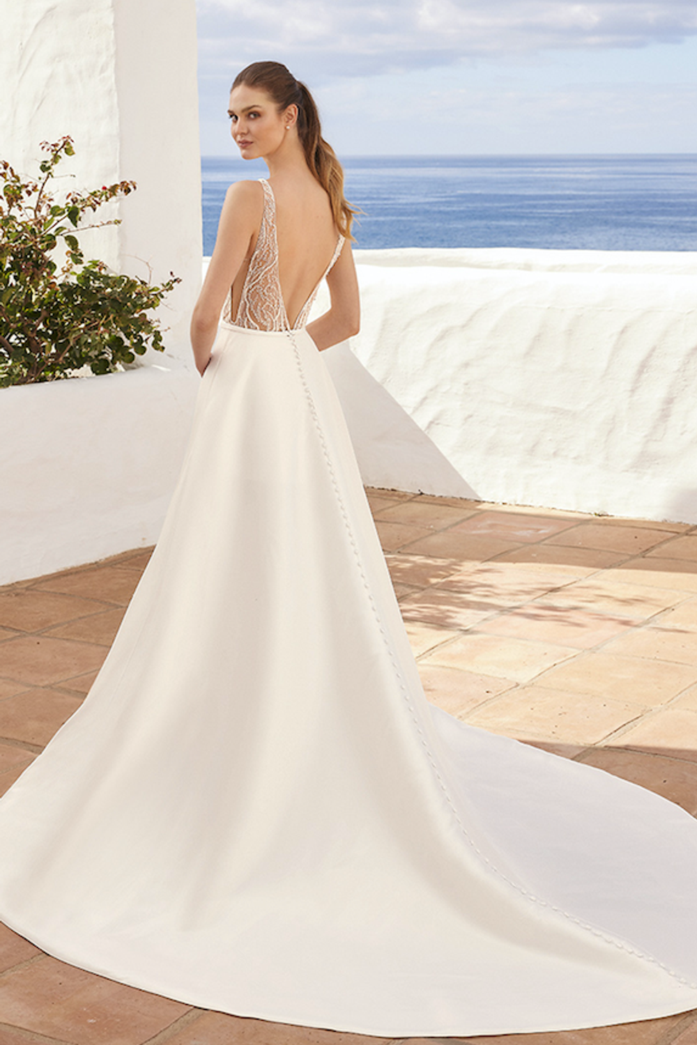 Love by Enzoani Christina 3