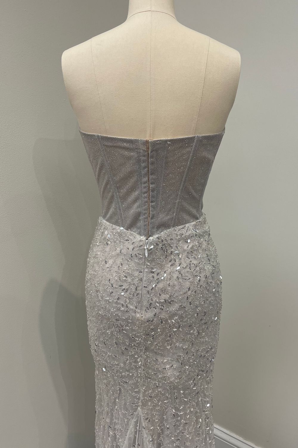 Olia Zavozina Sloane  5