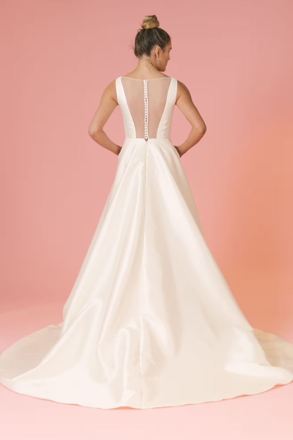 Olia Zavozina Hattie 3