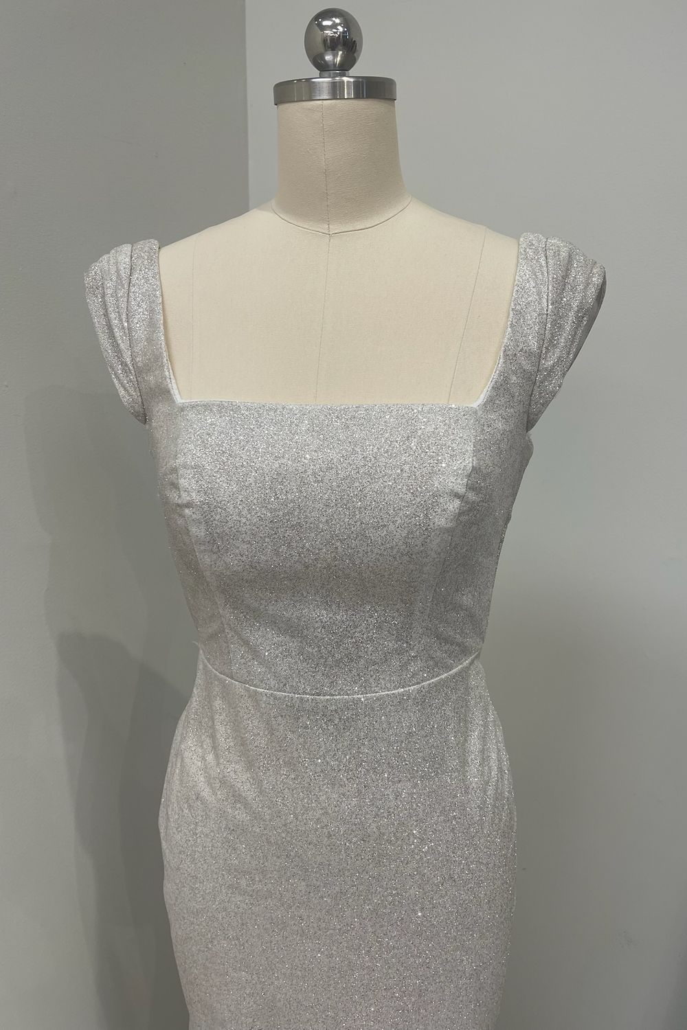 Olia Zavozina Whitney 1