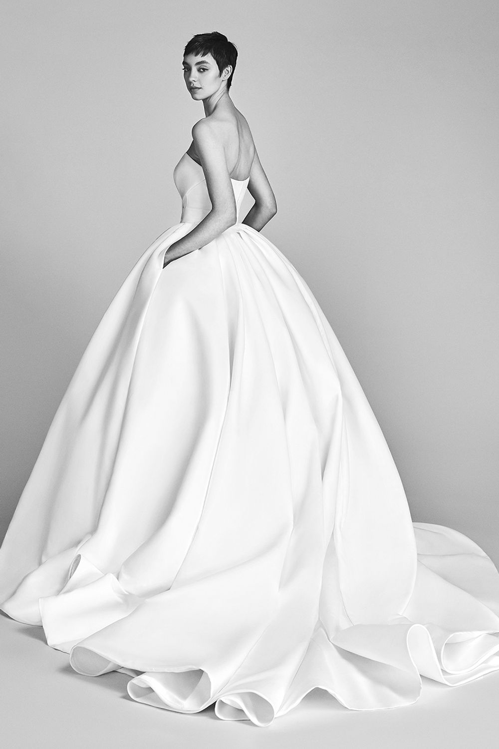 Viktor & Rolf BOW DRAPE BALLGOWN 0