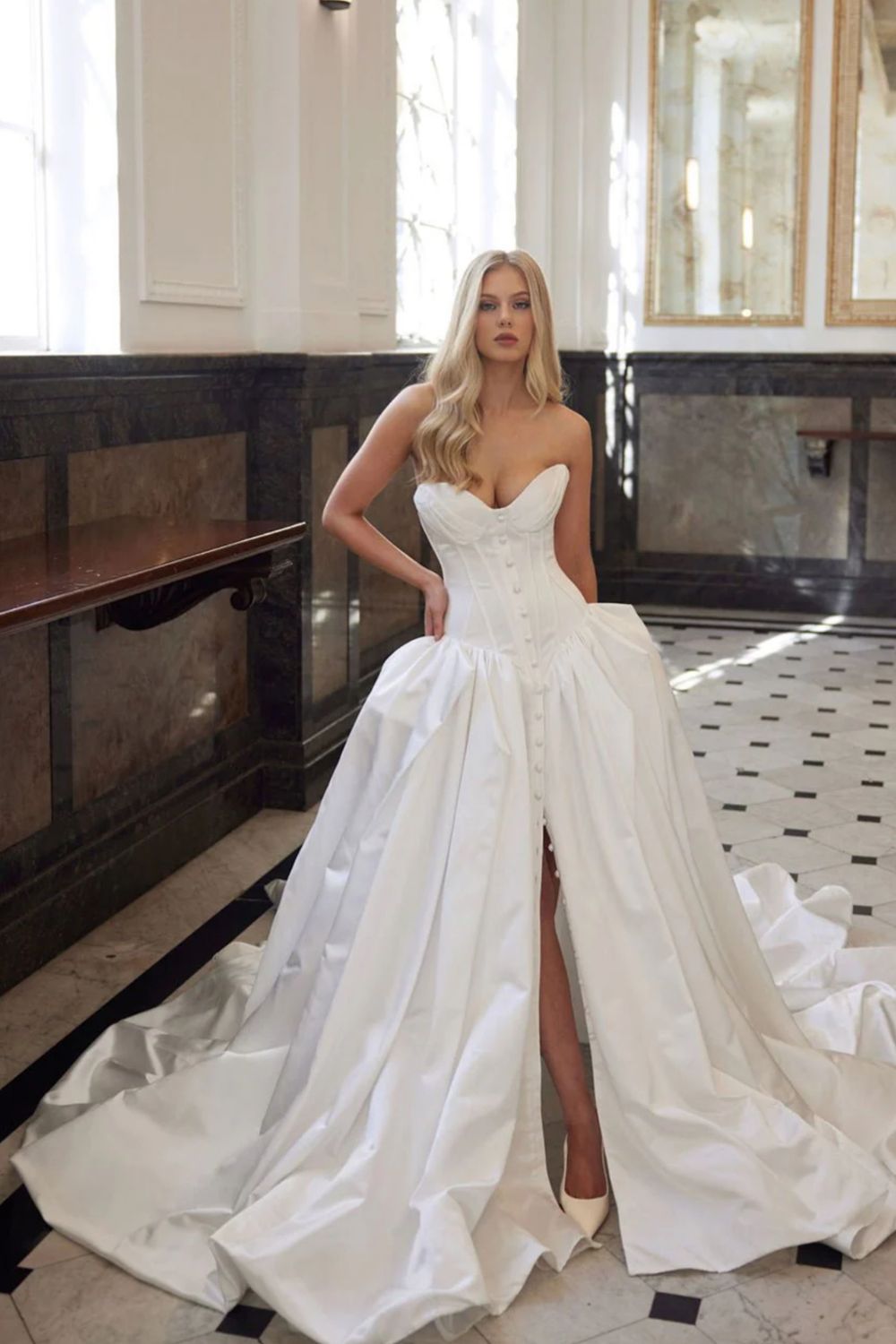 Pallas Couture Lutetia 1