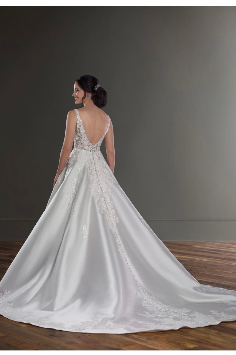 Martina Liana 1075 1