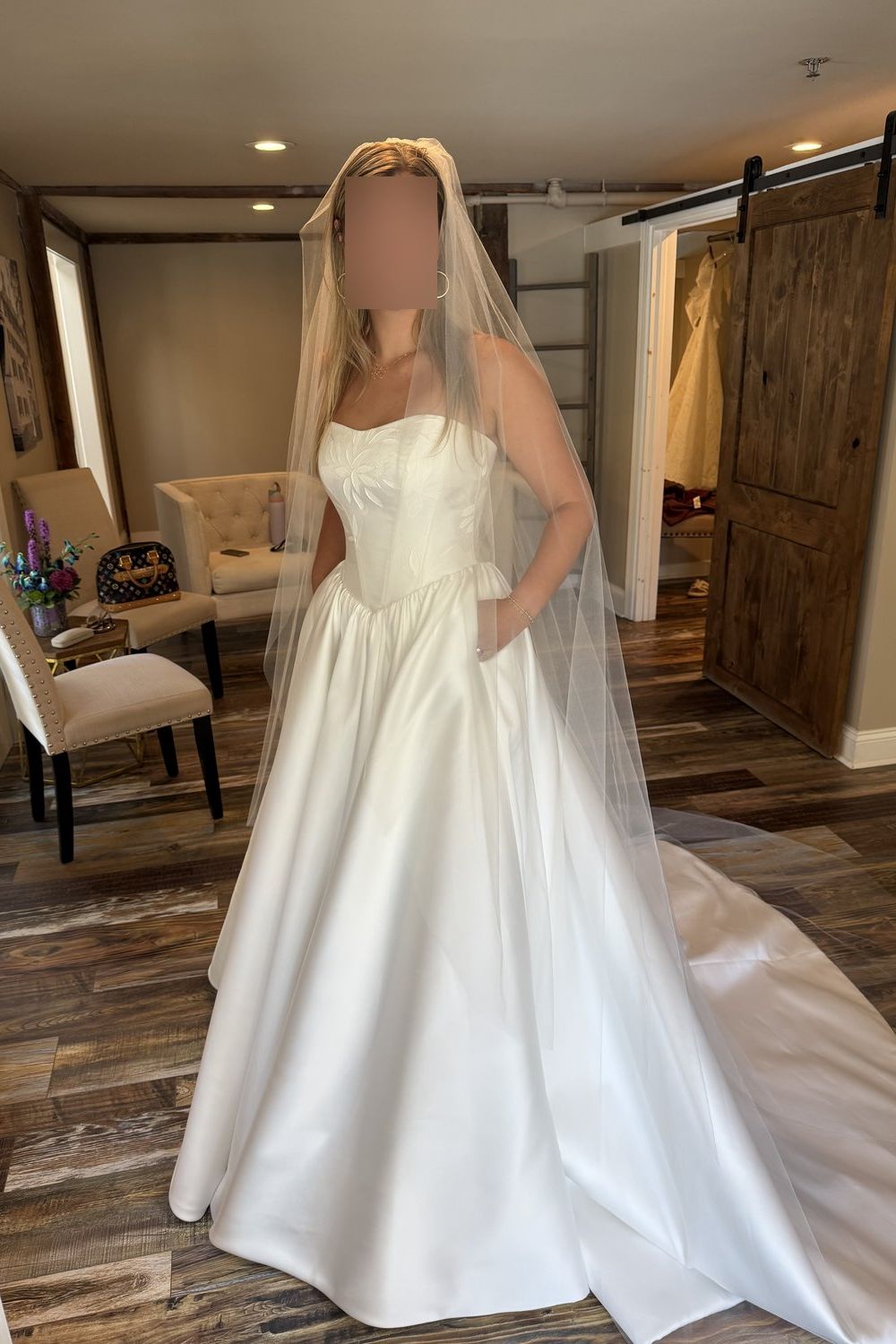 Savin London Vivienne 3