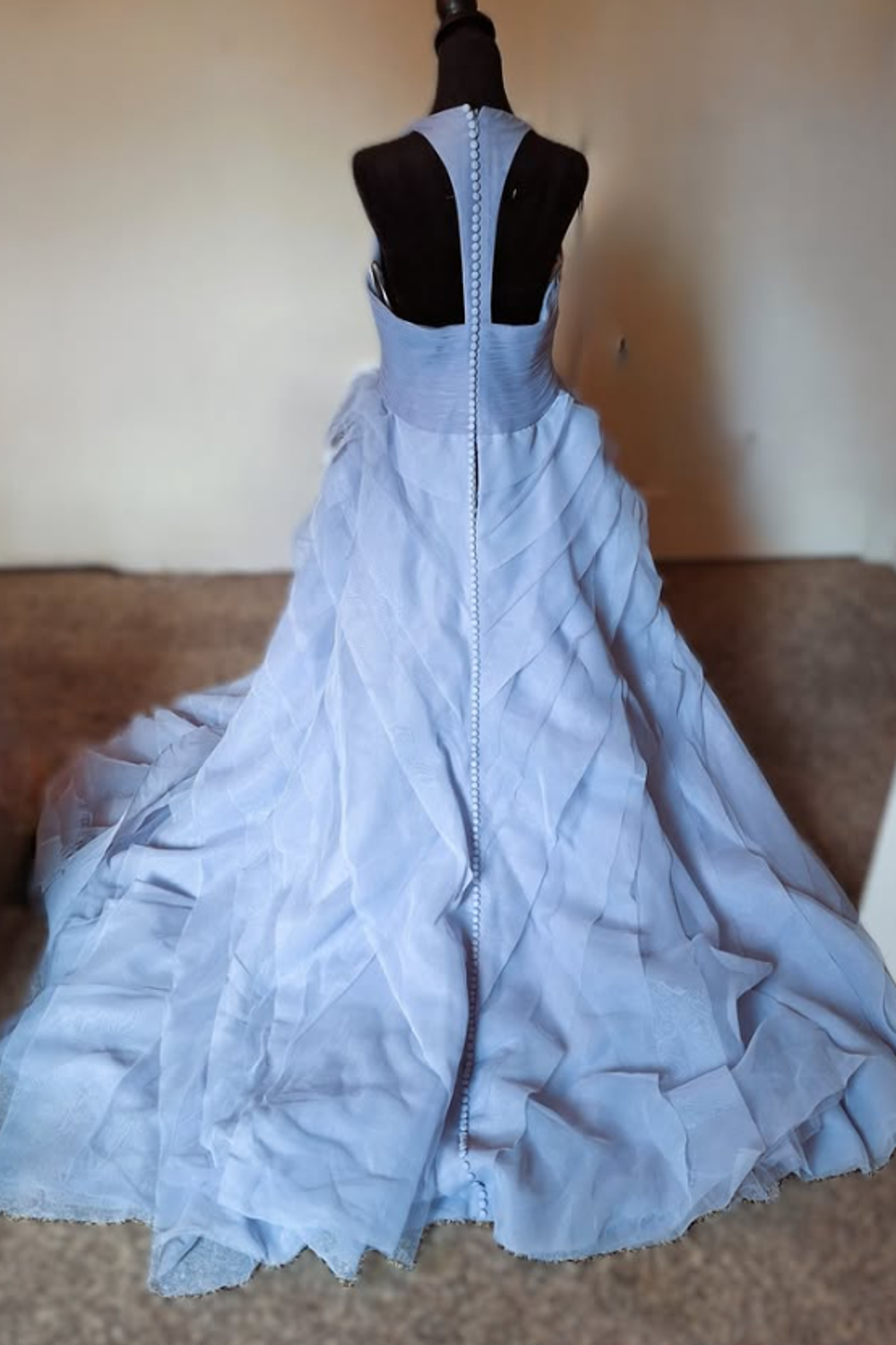 Vera Wang White Flange ballgown w/halter 2