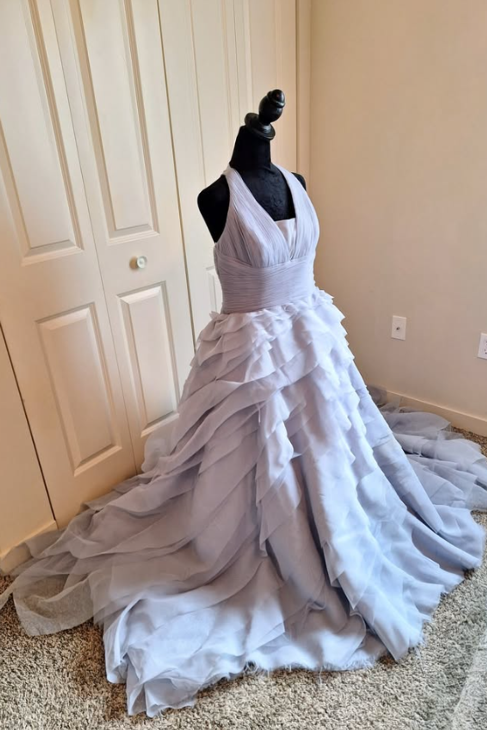 Vera Wang White Flange ballgown w/halter 1