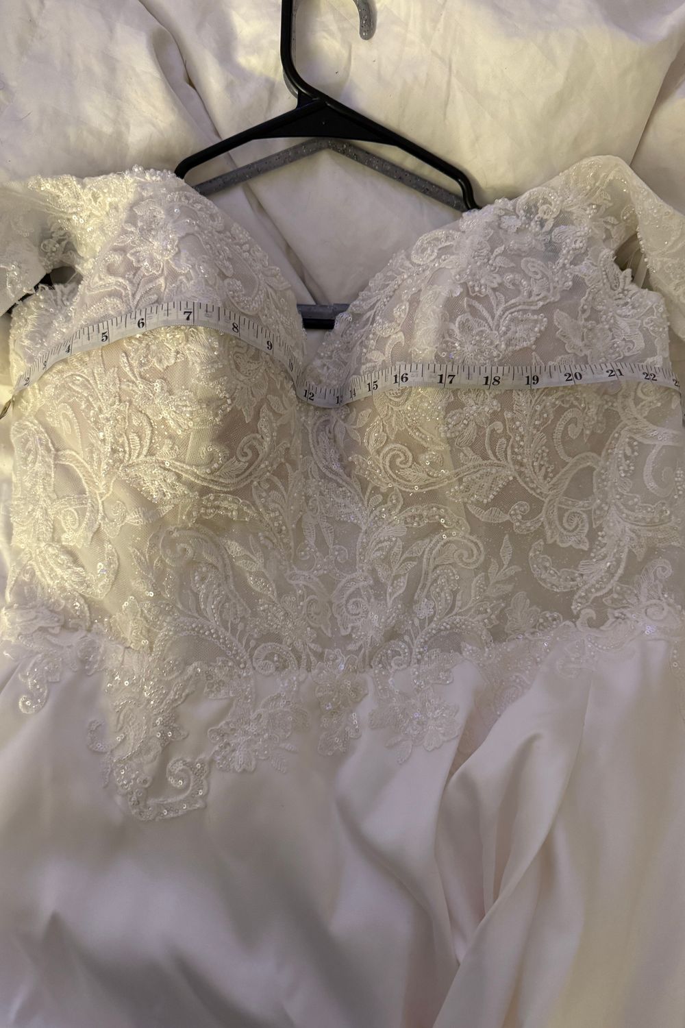 Essense of Australia D3565 Ball gown  4